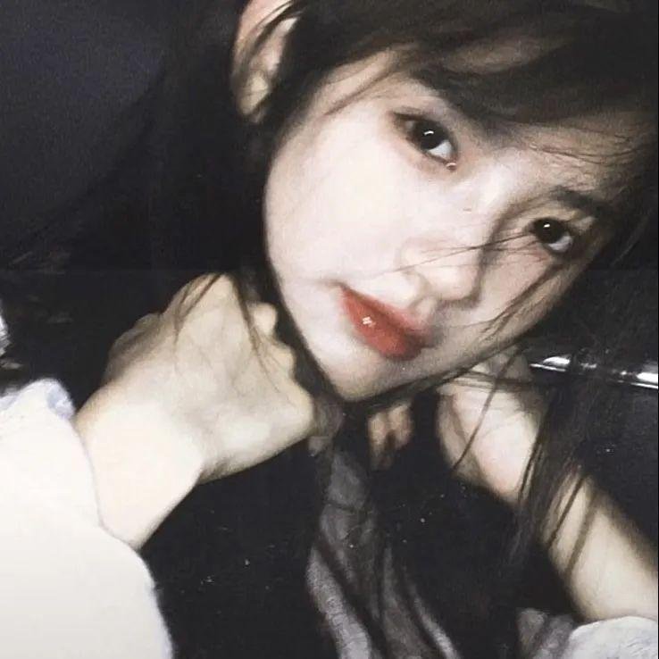 夜晚某处